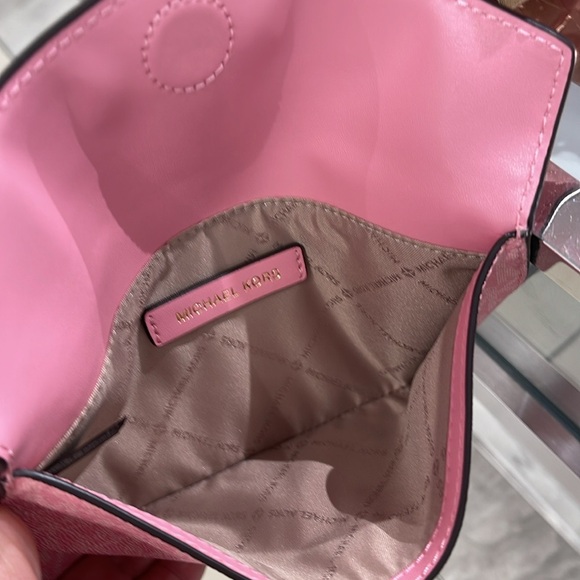 MICHAEL KORS Maisie Medium Pebbled Leather 2-in-1 Backpack
Carnation 
NWT - Picture 12 of 16